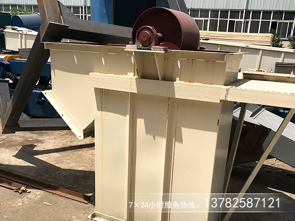 塑料畚鬥適合使用在那些行業提升！